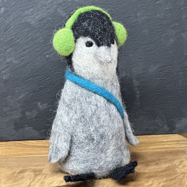 Eierwärmer aus Filz - Pinguin mit Kopfhörern